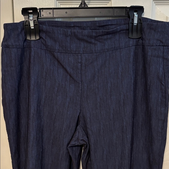 Tribal Pull On Plus Ankle Pants - Picture 2 of 8